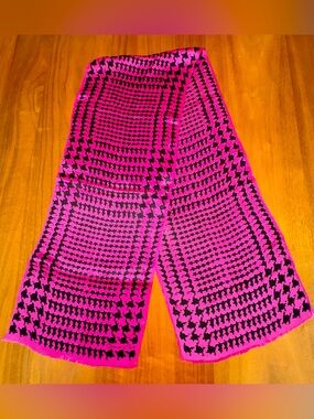 Vintage Oscar de la Renta Hot Pink and Black Houndstooth Silk Scarf